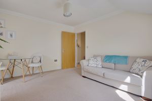 Lounge/Diner- click for photo gallery